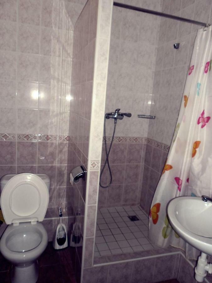 K-Plus Penzion Štúrovo Esterno foto
