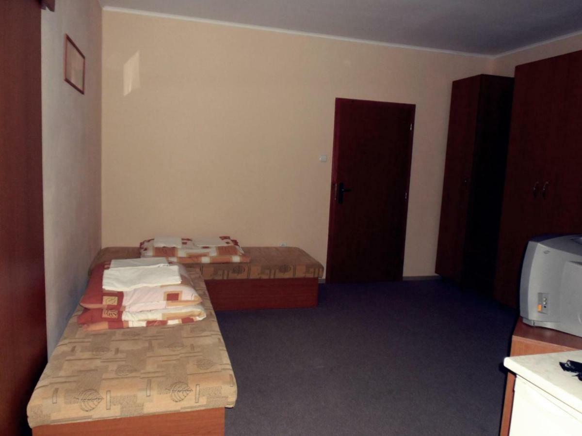 K-Plus Penzion Štúrovo Esterno foto